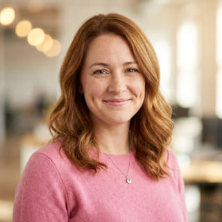 Emily Watson, who leads Customer Support at Violet Lune
